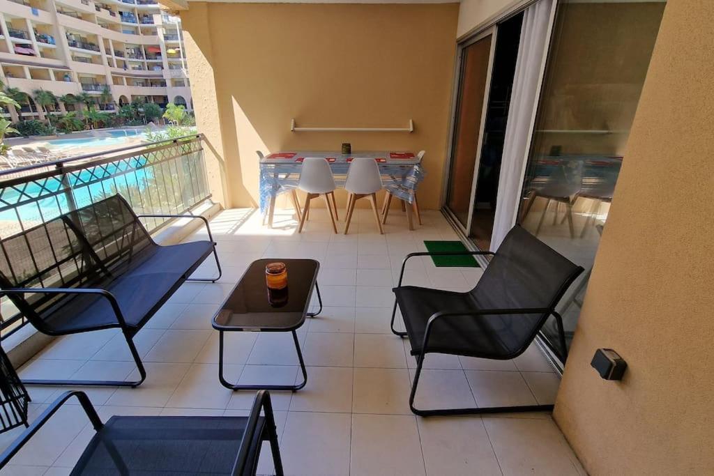 Apartment Wow* Mer/piscine/climat/parking *
